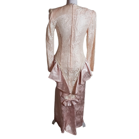 Vintage Scott McClintock Satin Lace Drop Waist Peplum Dress Sz 8 Pink Peach Bow - Picture 4 of 16